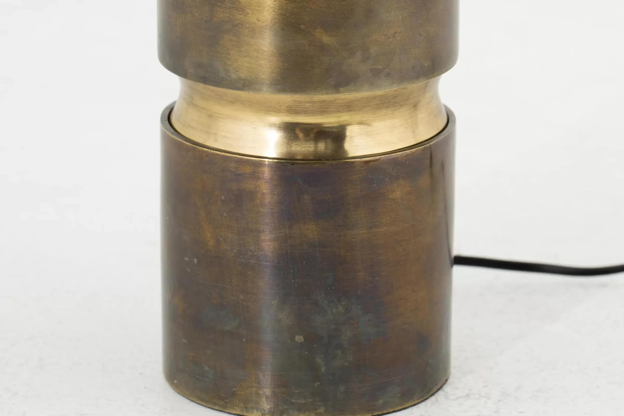 Eclairage^Flamant Jonne, Lampe De Table, Finition Laiton Antique