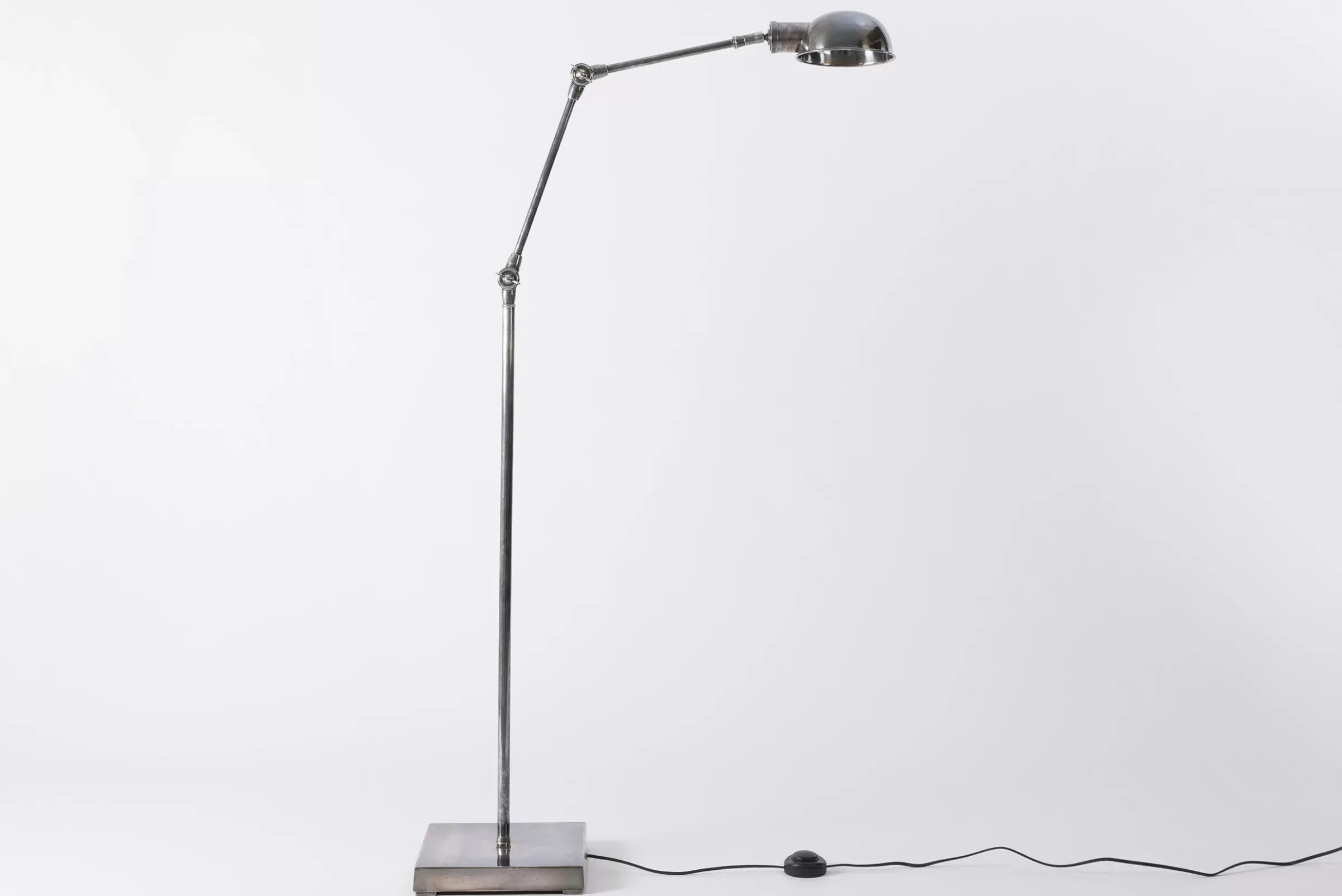 Eclairage^Flamant Twist, Lampadaire, Argent Antique, Ajustable